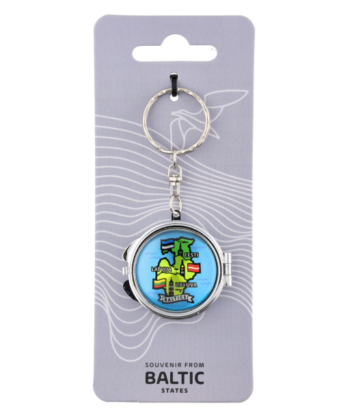 Baltijas valstu atslēgu piekariņš ar spoguli